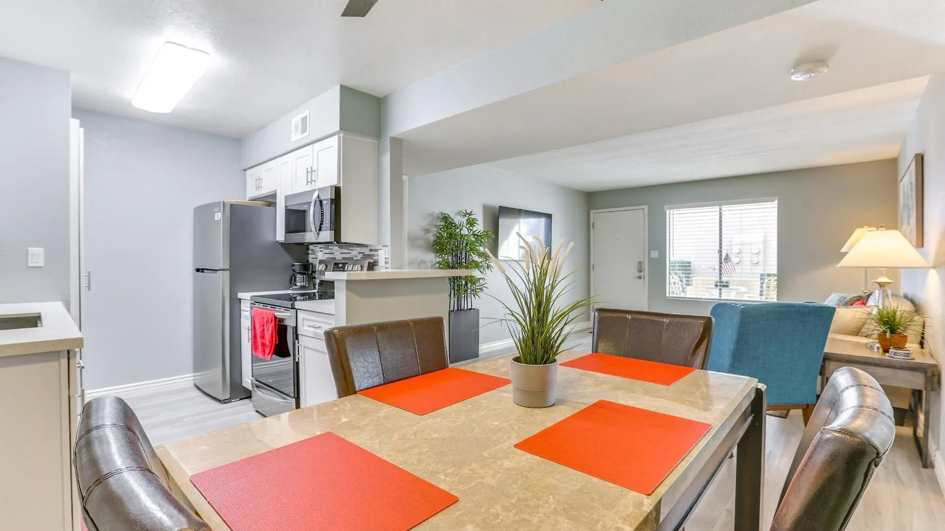 Apartment Pool And Hot Tub Access Cozy Condo In Scottsdale! United States