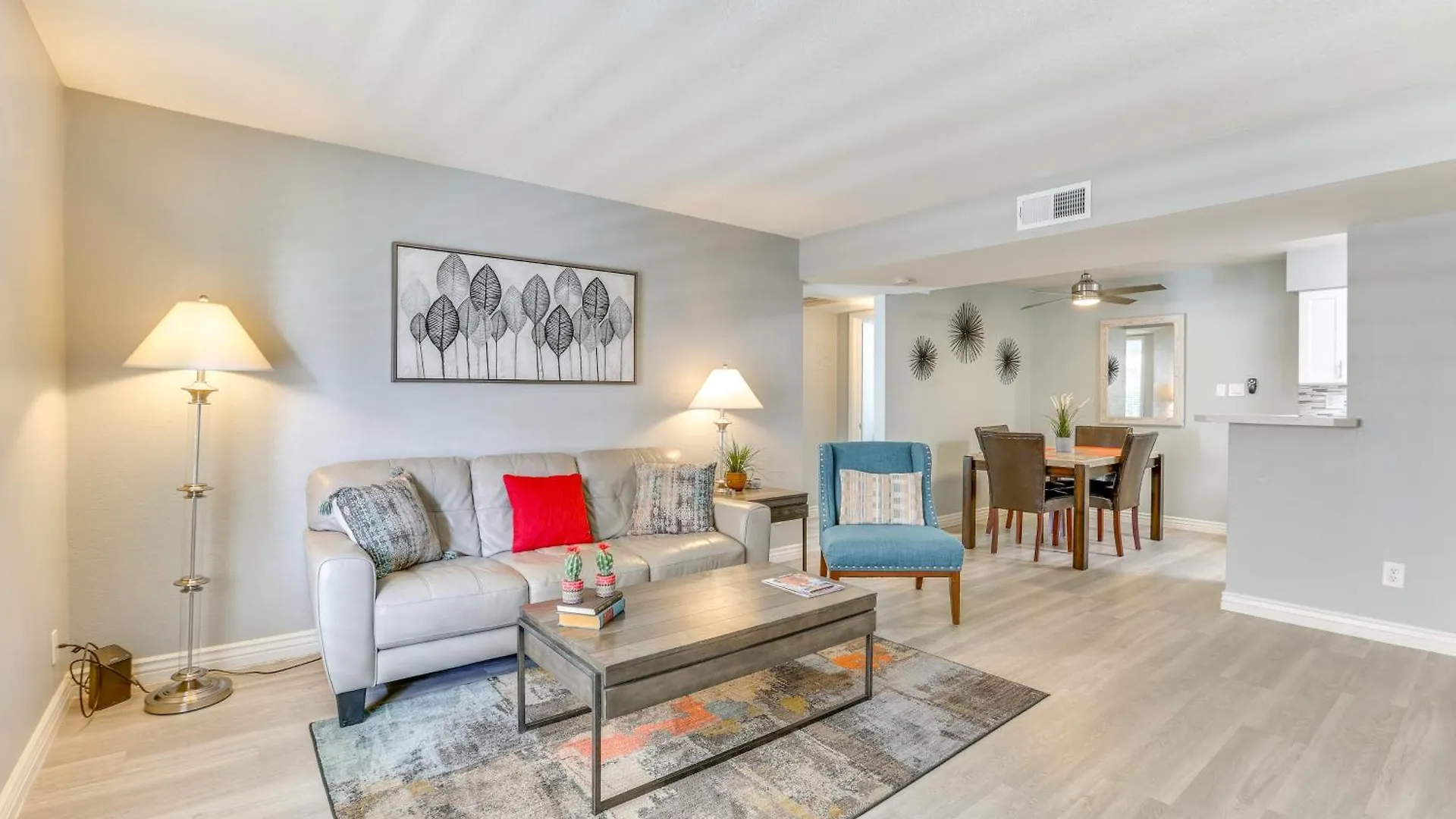 Pool And Hot Tub Access Cozy Condo In Scottsdale! United States
