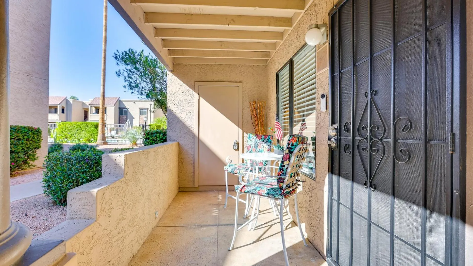 Apartment Pool And Hot Tub Access Cozy Condo In Scottsdale!