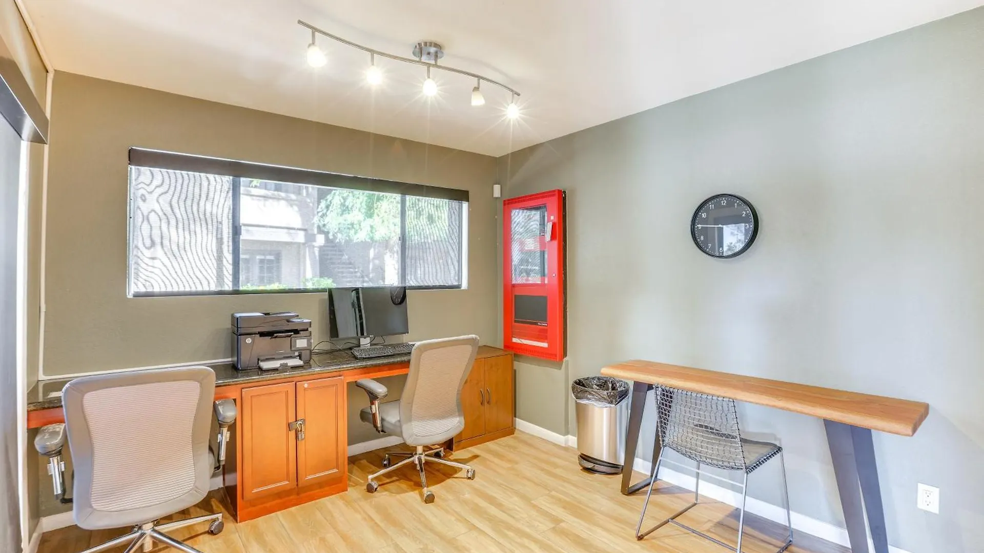 Pool And Hot Tub Access Cozy Condo In Scottsdale!